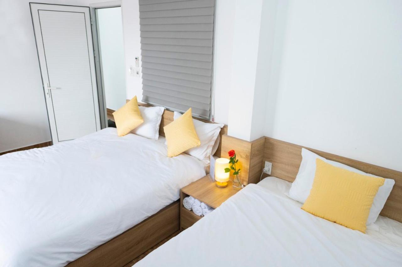 Familia Hotel Hue Exterior photo